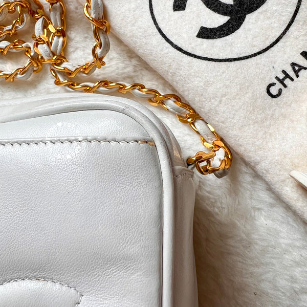 Vintage Chanel Camera Bag With Triple Coco Mark - Snow White