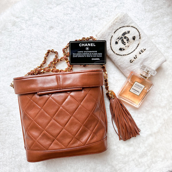 Vintage Chanel Vanity Bag with Tassel - Caramel Latte