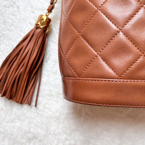 Vintage Chanel Vanity Bag with Tassel - Caramel Latte