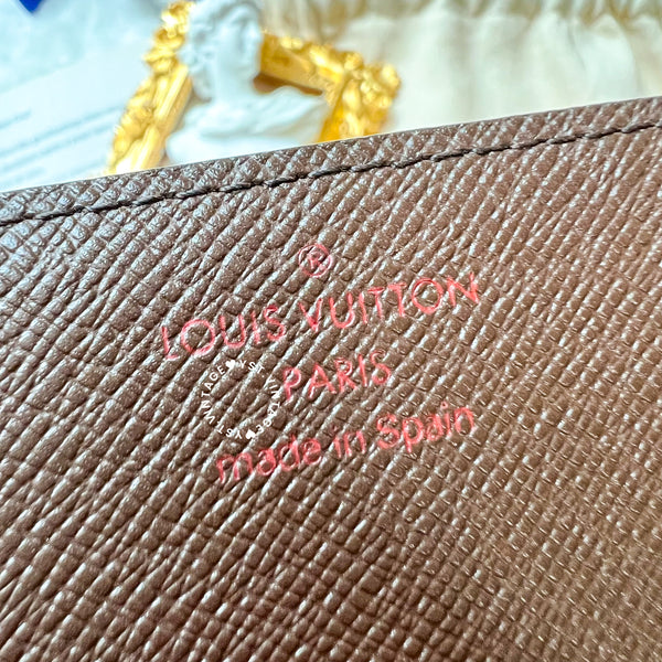 Vintage LV Damier Canvas Card Holder 002