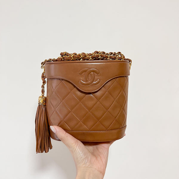 Vintage Chanel Vanity Bag with Tassel - Caramel Latte