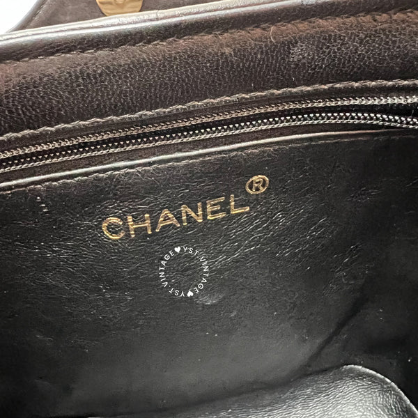 Vintage Chanel Vanity Bag with Tassel - Black 002