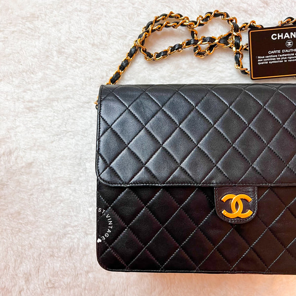 Vintage Chanel Push-Lock 25cm Square Flap Bag - Black x Gold