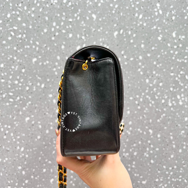 Vintage CHANEL Diana Small Flap Bag - Black 004 (Code: 049100)