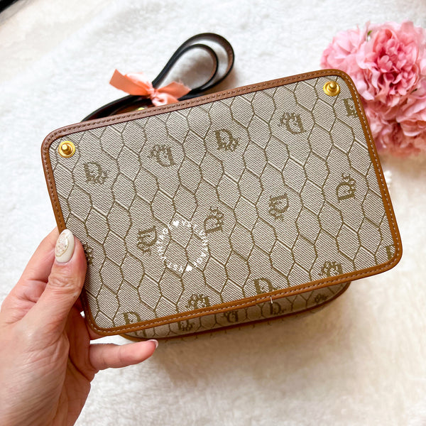 Vintage Dior Honeycomb Bobby - Beige