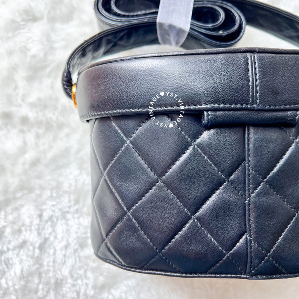 Vintage Chanel Leather Strap Vanity Bag with Tassel - Black