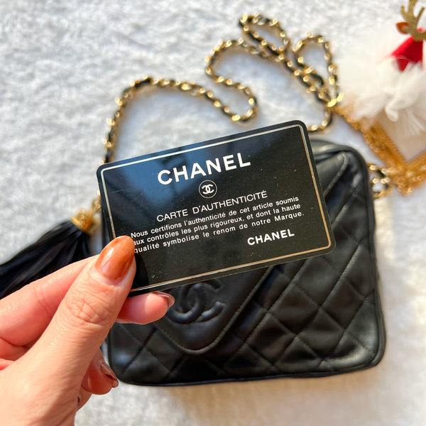 Vintage Chanel Square Camera Bag With Tassel - Black
