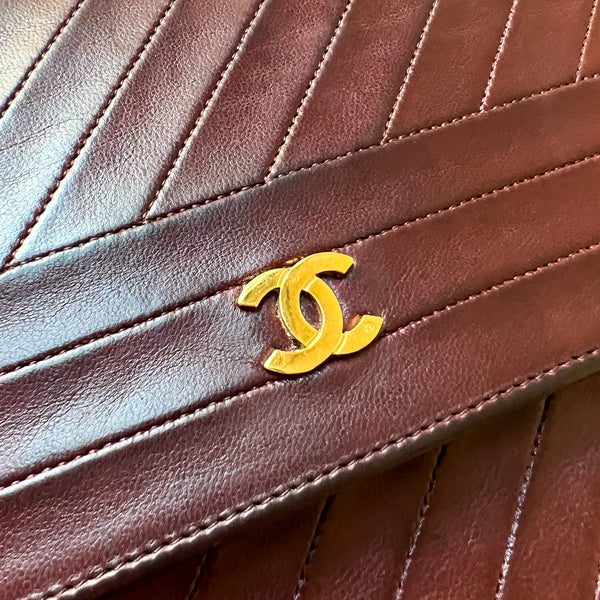 Vintage Chanel Single Flap Bag - Burgundy x Gold 003