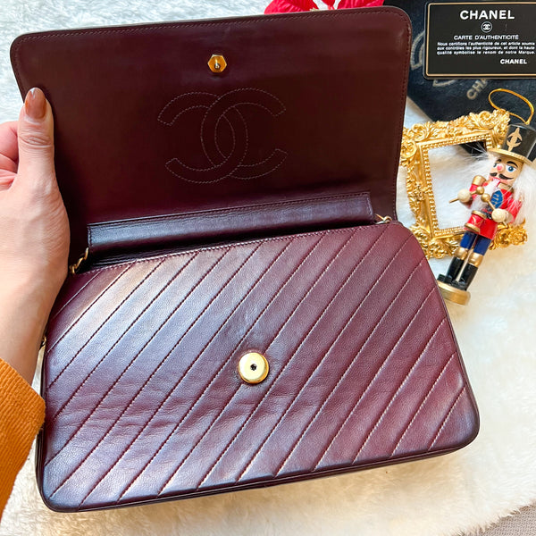 Vintage Chanel Single Flap Bag - Burgundy x Gold 003