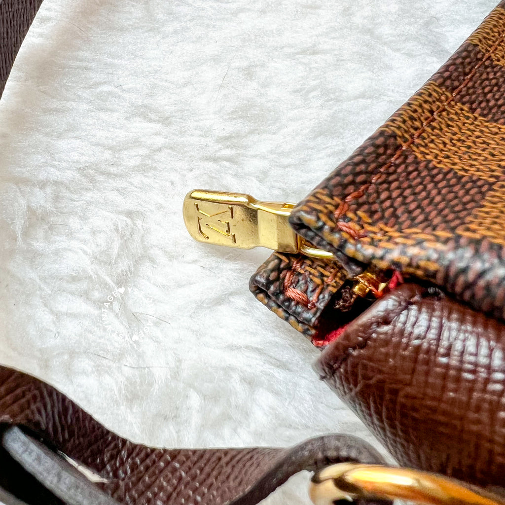 Louis Vuitton Vintage Damier Ebene Trousse Make Up Bag Pochette