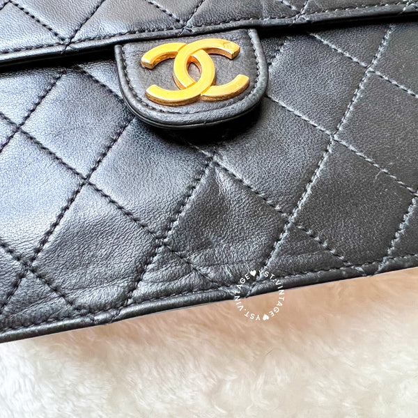 Vintage Chanel Push-Lock 22cm Square Flap Bag - Black x Gold 003 (Code: 038300)