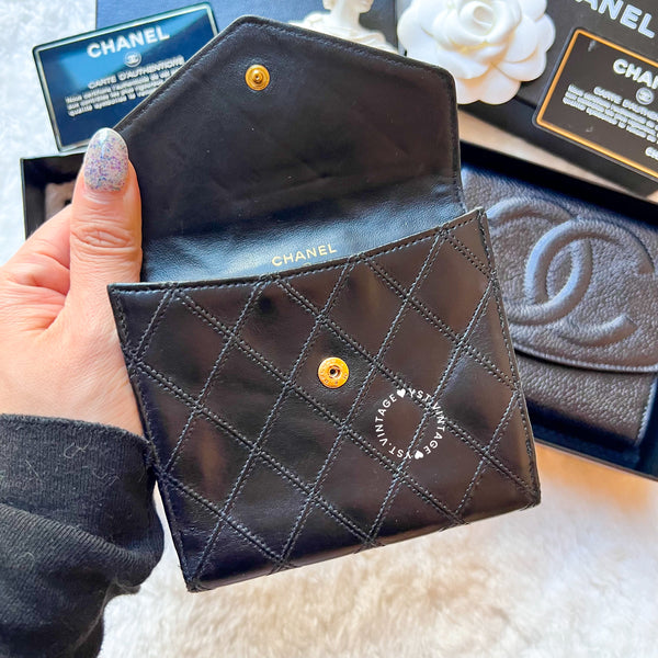 Vintage Chanel Short Wallet - Black