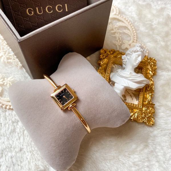 Vintage Gucci Gold Square Bracelet Watch - 1900L