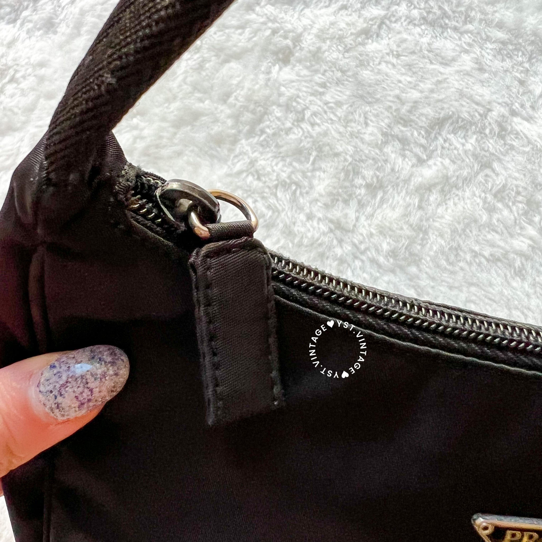Vintage Prada Hobo Bag - Black / Beige – YST.vintage